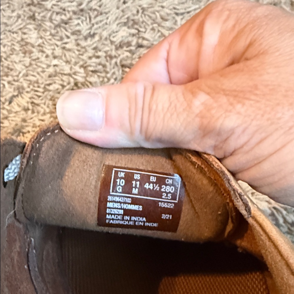 Clarks Men's Tan Leather Oxfords. Size 11. NWOT. - Picture 3 of 5